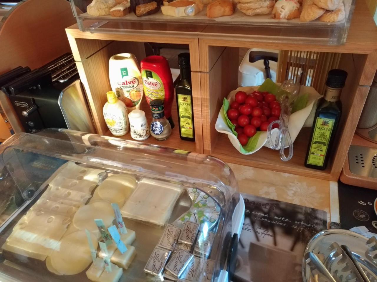 Hotel Abbaruja Olbia Ngoại thất bức ảnh